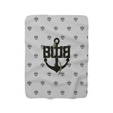 Load image into Gallery viewer, Sherpa Fleece Blanket
